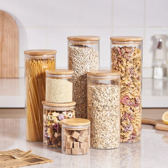 Borosilicate glass jar with airtight bamboo lid for kitchen storage