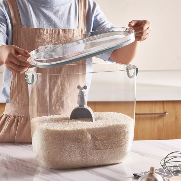 Transparent airtight large rice storage container with measuring scoop