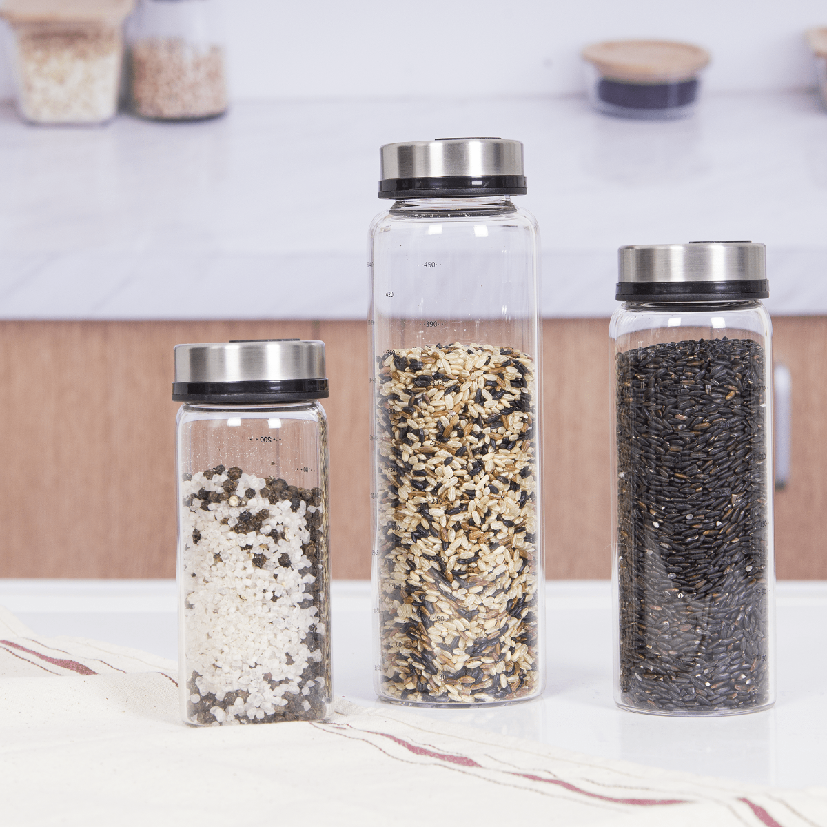 Adjustable Glass Spice Jars- Set of 6 Sleek Seasoning Shaker Rub